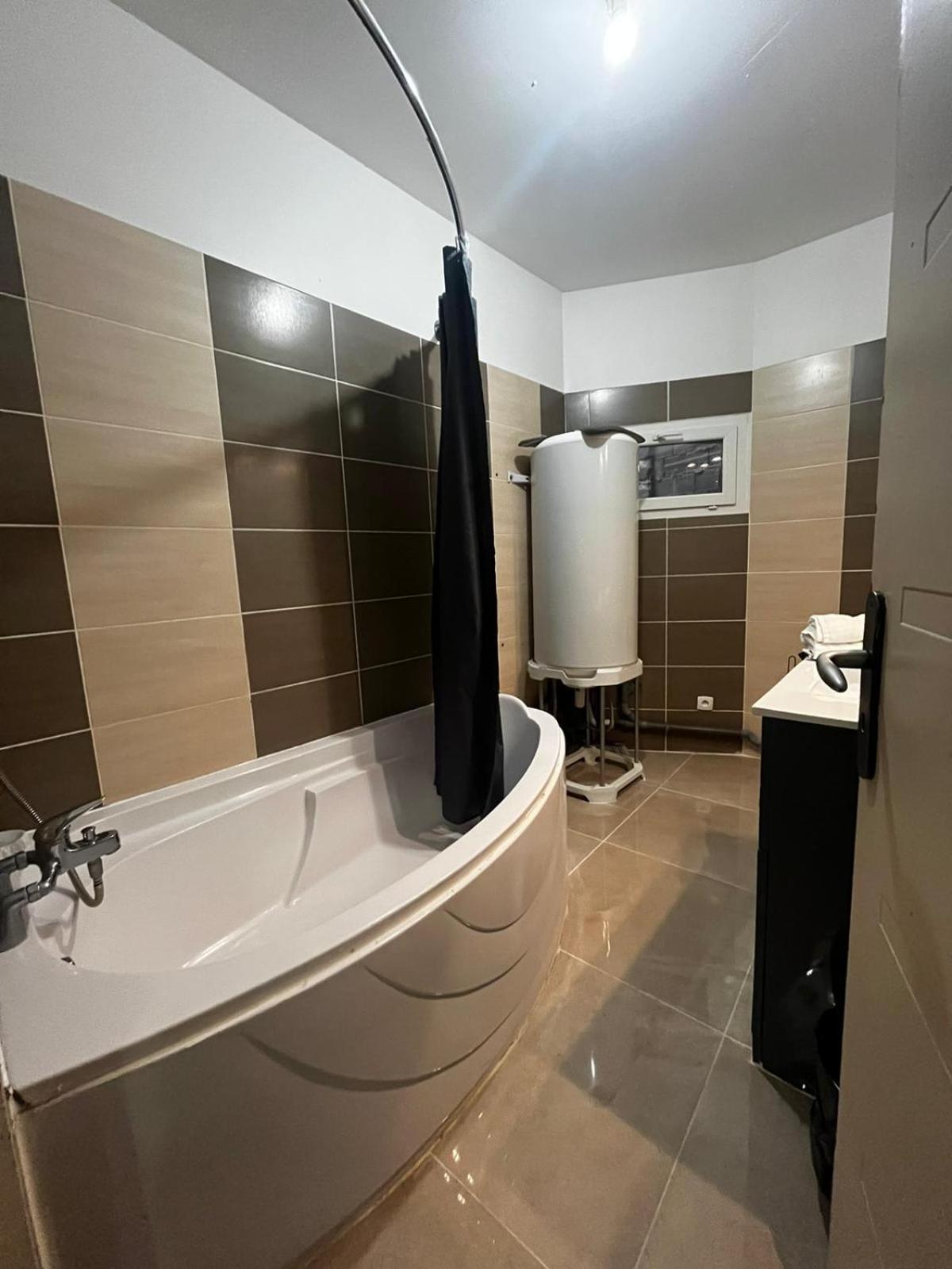 Appartement Des Carmes Nîmes Exteriér fotografie