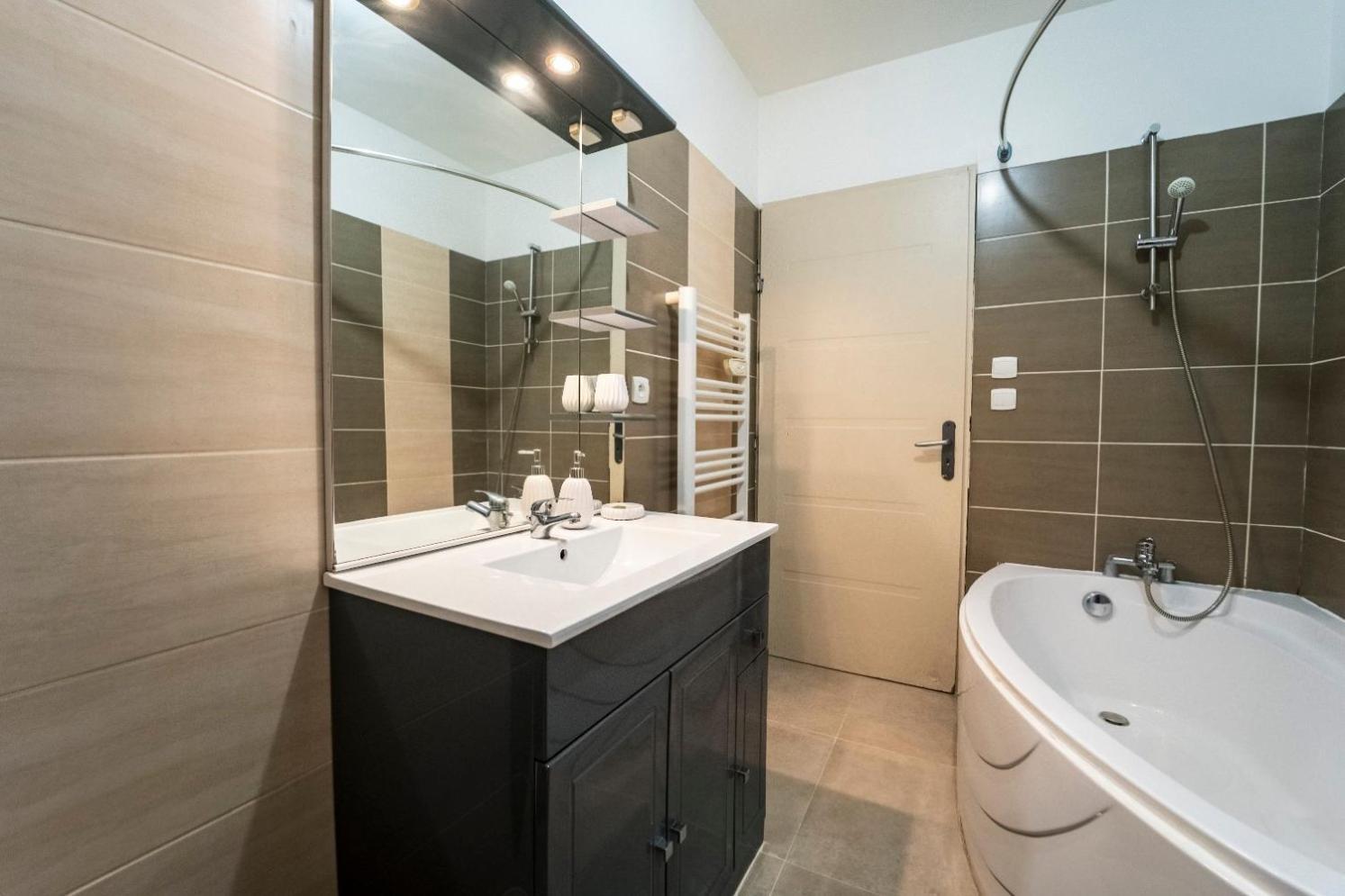 Appartement Des Carmes Nîmes Exteriér fotografie